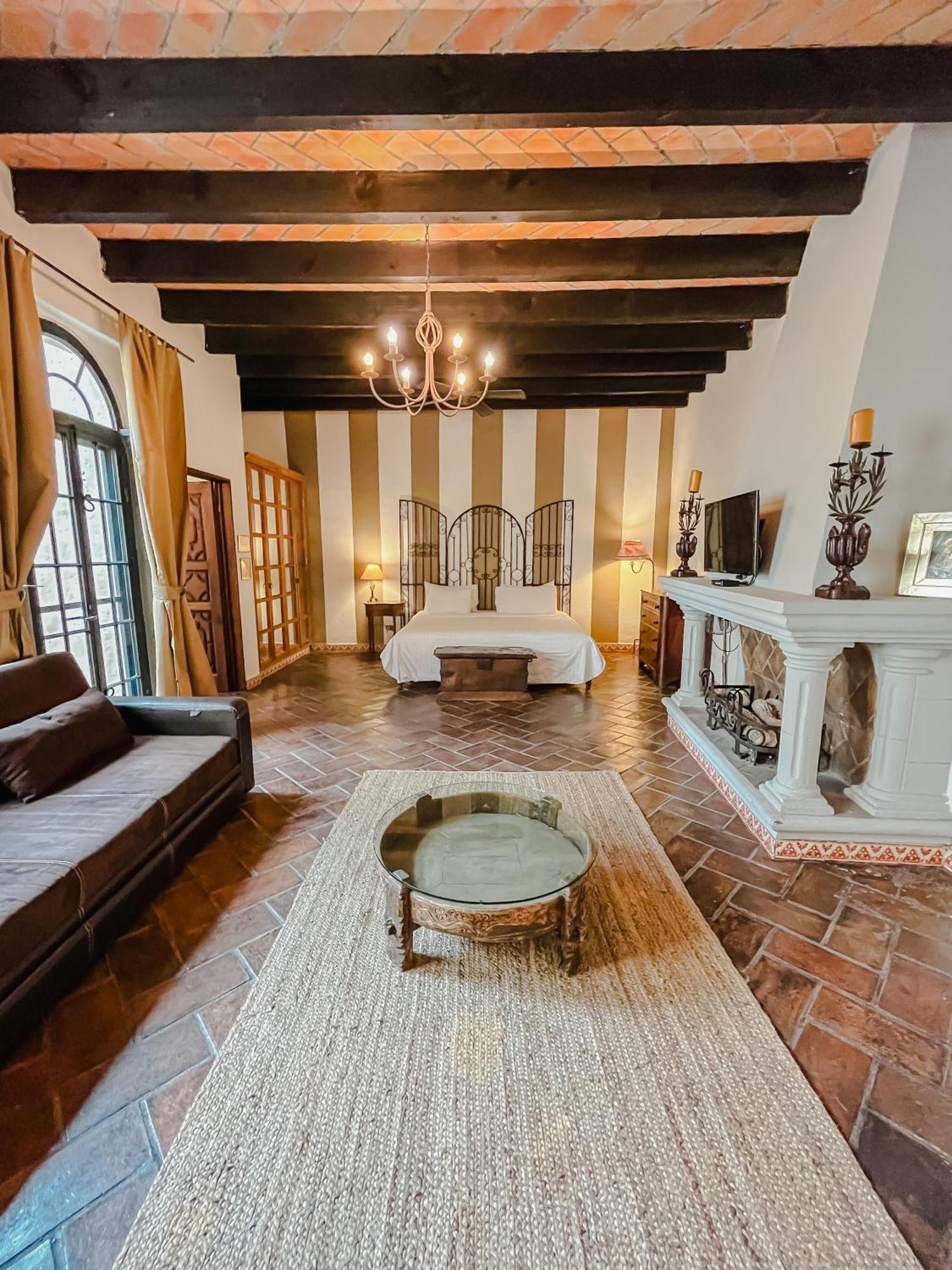 Bed and Breakfast Casa Liza Сан-Міґель-де-Альєнде Екстер'єр фото